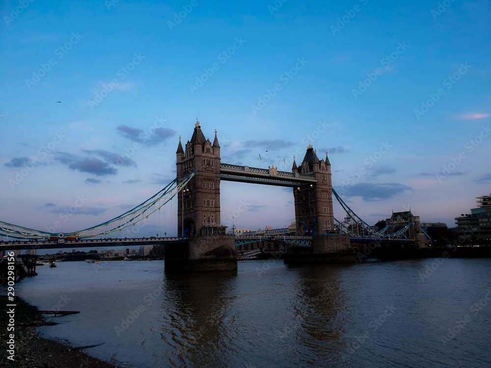 Obraz premium 런던 타워브릿지