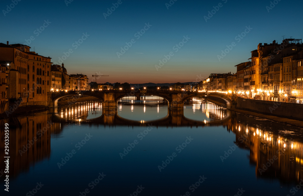 ponte vecchio in florence at night