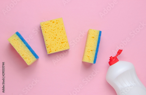 Obraz na plátne Set of housewives for washing dishes