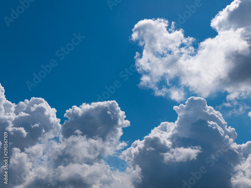 Beautiful various forms clouds in the high sky © Arrows