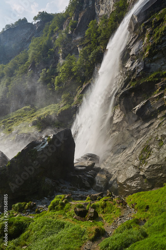 Waterfall Foroglio tessin valle bavona