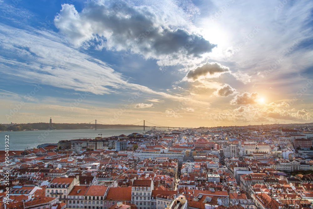 Fototapeta premium Scenic panoramic views of Lisbon from Saint George Castle (Sao Jorge) lookout