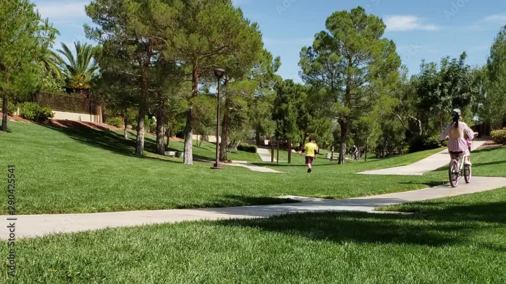 Cycling Summerlin Trails, Las Vegas
3840 x 2160 30 FPS Cycling Summerlin Trails, Las Vegas
3840 x 2160 30 FPS