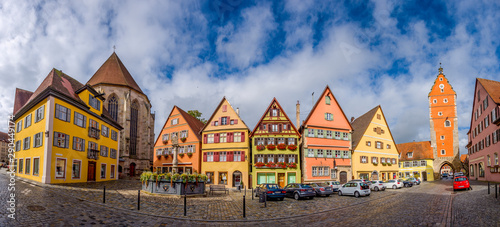 Der "Altrathausplatz" in der historischen Altstadt von Dinkelsbühl