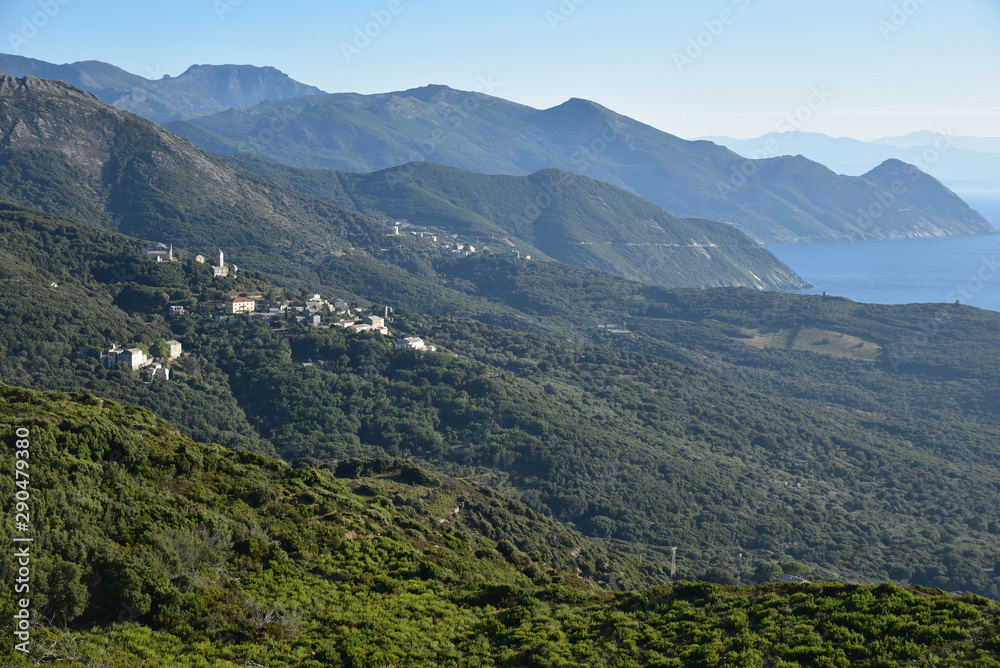 Villages perchés dans le cap Corse