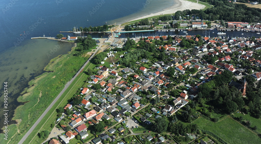 Fototapeta premium Greifswald-Wieck an der dänischen Wiek 2015