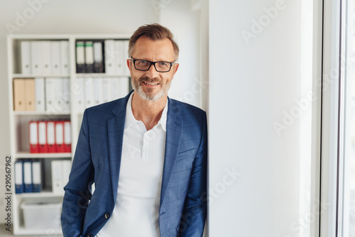 Fototapeta Smart bearded businessman wearing glasses