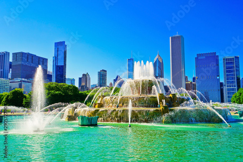 View of Buckingham Fountain at Grant Park in Chicago on a sunny day.