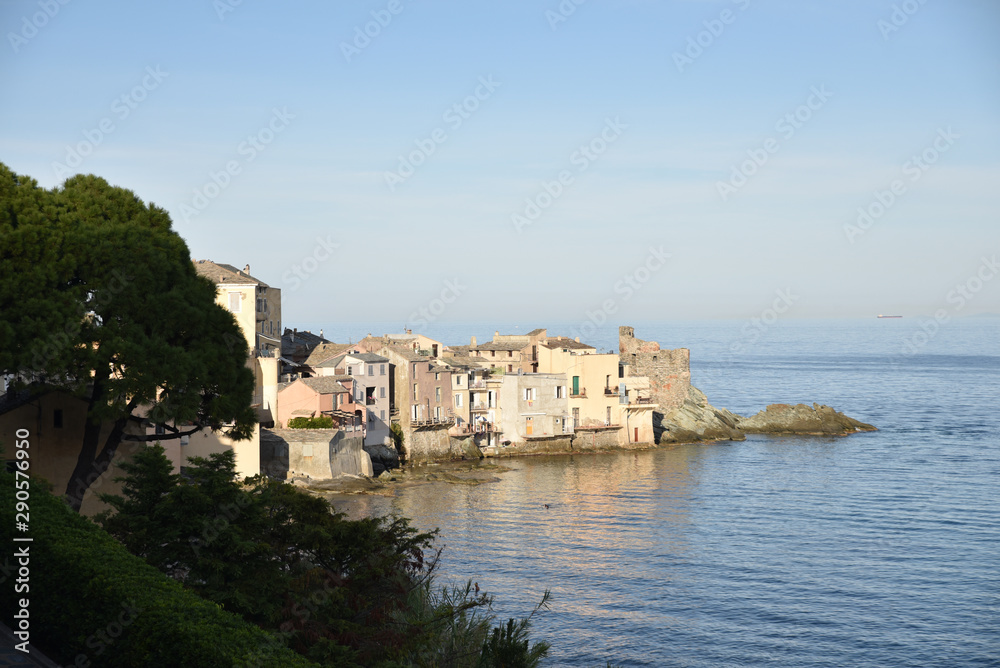 Village d'Erbalunga en fin de journée, Corse