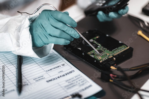 Data Forensics. Digital Forensic Investigator at Work