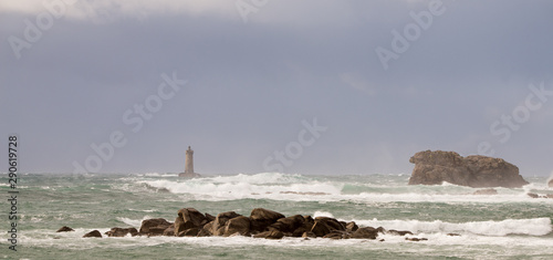 Tempête phare du Four presqu'ile Saint Laurent Porspoder Finistère Bretagne France photo