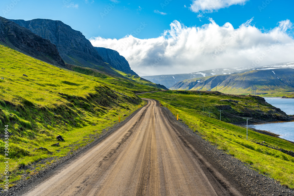 Unsealed roads in western Iceland