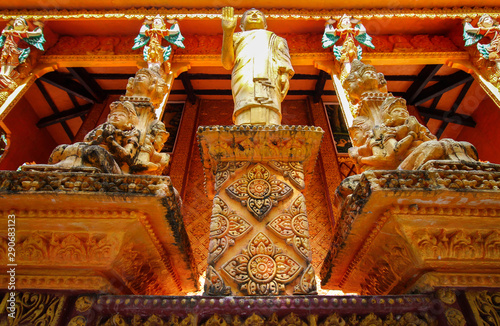 Canvas Print Wat Khmer Munireangsey in Can tho Vietnam, a place of worship and tourist attrac