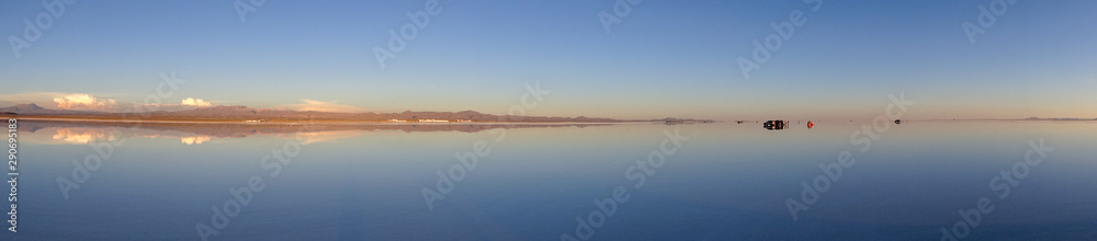 Salar Uyuni in Bolivia is a nature miracle Salar Uyuni in Bolivia is a nature miracle