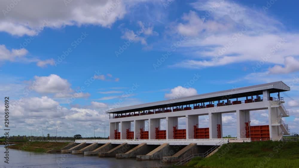 time lapse beautiful white formating clouds time lapse beautiful white formating clouds