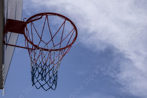 Basketball hoop in court © Smoking Lens