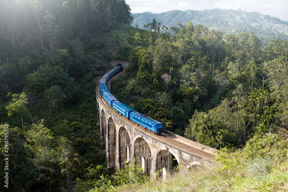 Demodara nine arch bridge, Ella, Sri Lanka