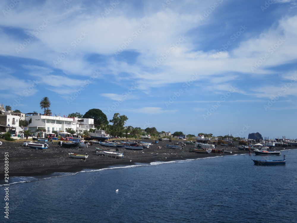 Naklejka premium Stromboli - îles Éoliennes