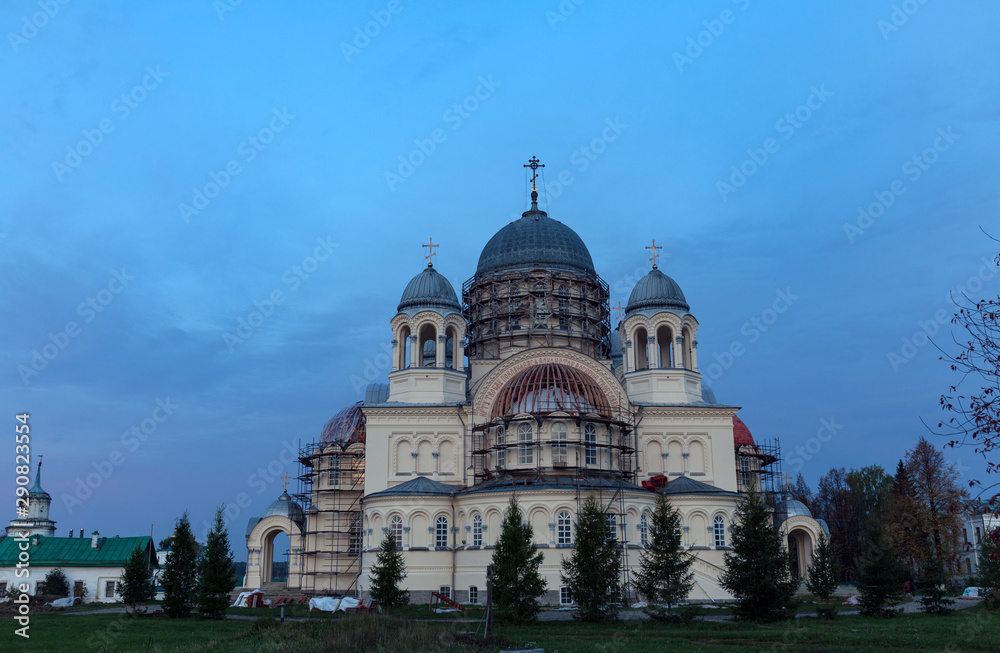 Krestovozdvizhensky Cathedral in Verkhoturye