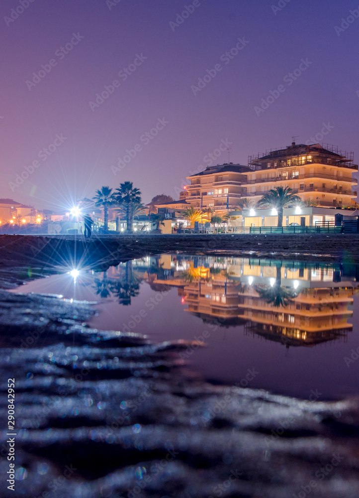 Porto San Giorgio e la sua spiaggia di notte