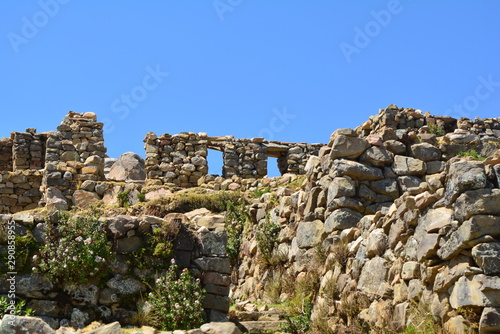 Complejo arqueológico la  Chinkana, Isla del sol, sector norte, lago Titicaca, Bolivia. photo