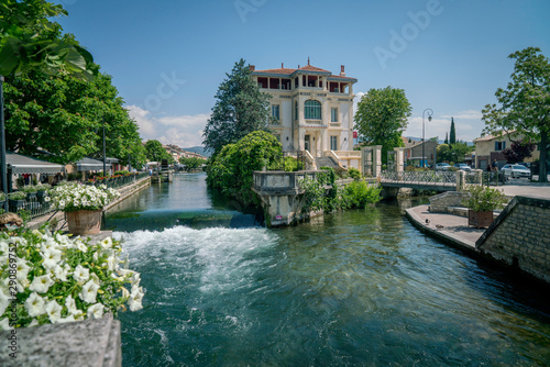 L’Isle-sur-la-Sorgue Beautiful Old French Village