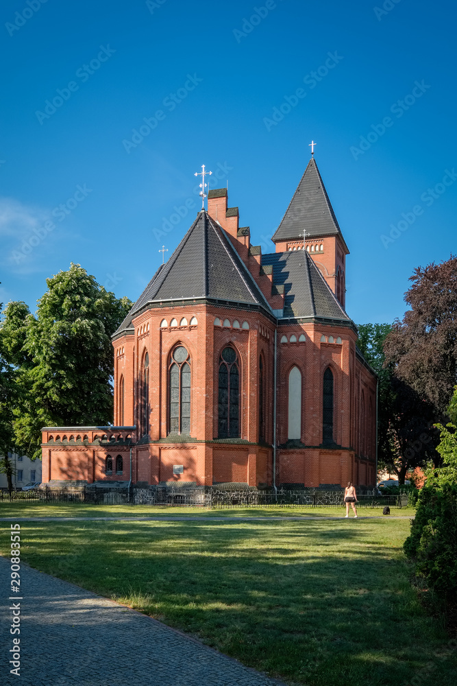 Neogotisches Baudenkmal: Katholische Kirche 