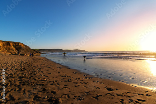 Foto Sunset and landscape of widemouth bay near bude cornwall