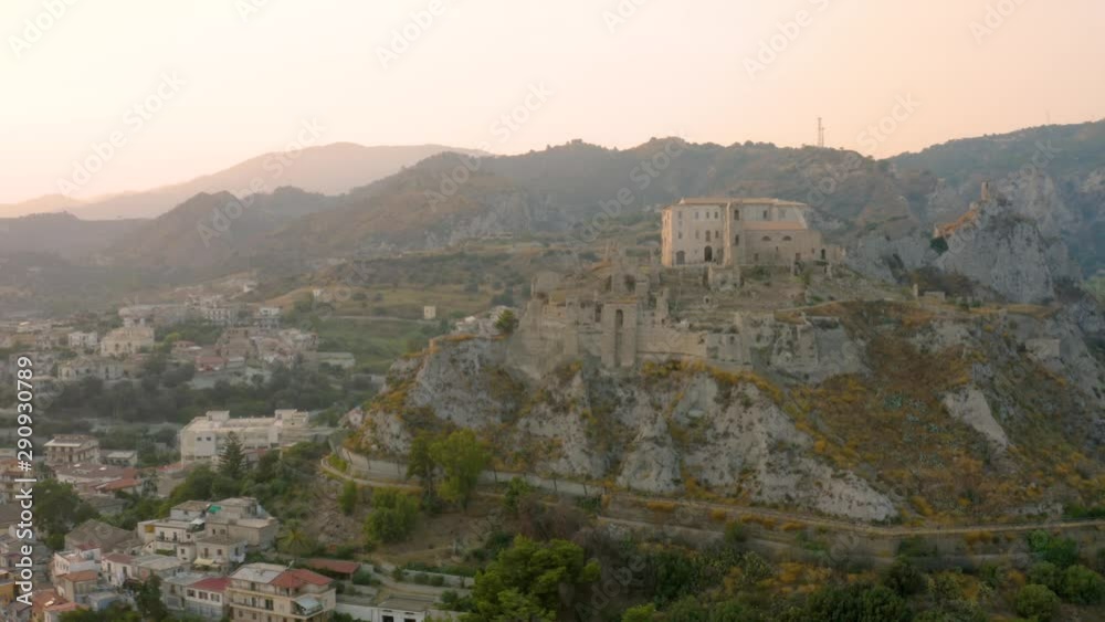 Castello Carafa di Roccella Ionica in Calabria. Castello Carafa di Roccella Ionica in Calabria.