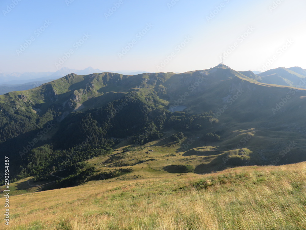 Naklejka premium Mountain valley landscape and Mountain range