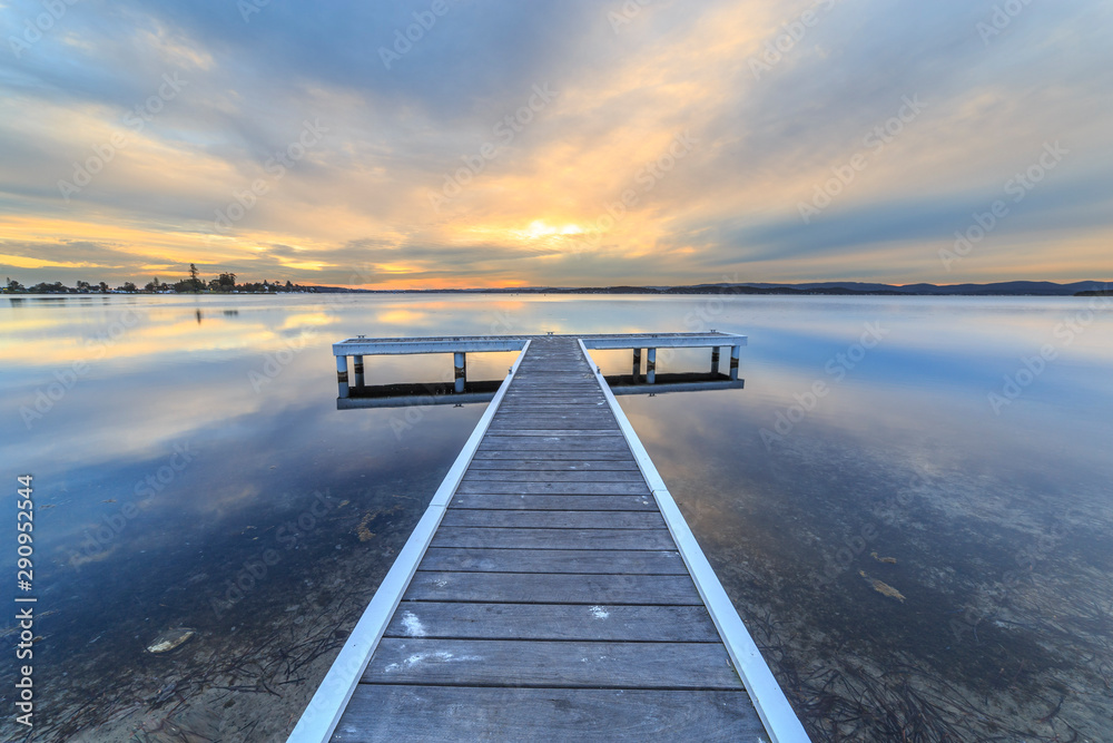 Lake Macquarie jetty sunset reflection - obrazy, fototapety, plakaty 