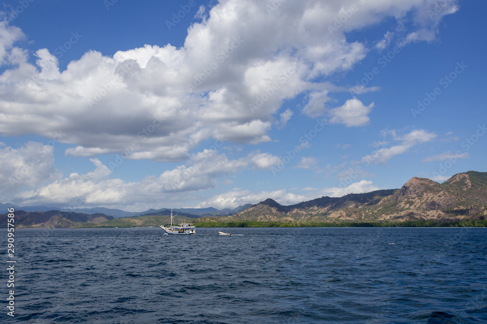 Holiday indonesia komodo island Dragon island Holiday indonesia komodo island Dragon island