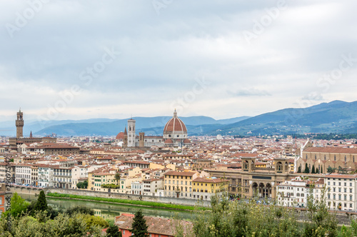 Beautiful view of the medieval center of Florence © Sergio Pazzano