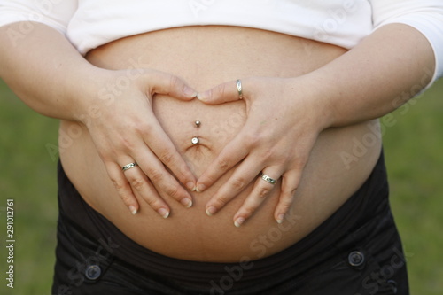 Wallpaper Mural Babybauch Torontodigital.ca