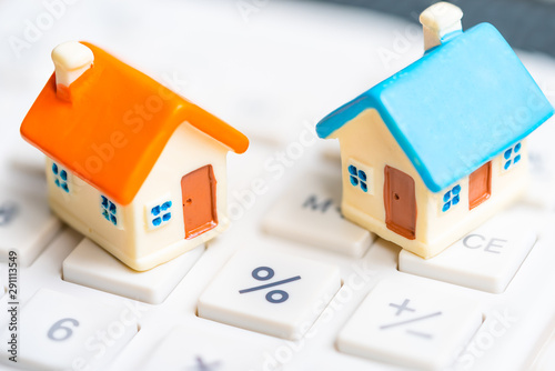 Interest rate financial and mortgage rates. Compound interest rate calculation. Risk management financial and managing investment percentage interest rates.