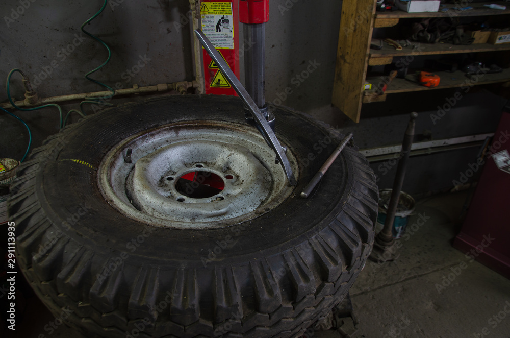 work of the master on tire fitting equipment work of the master on tire fitting equipment