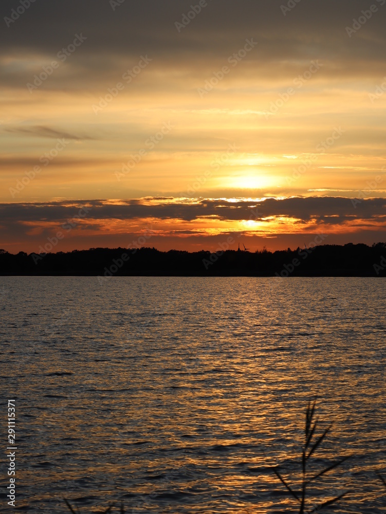 Sonnenuntergang am See