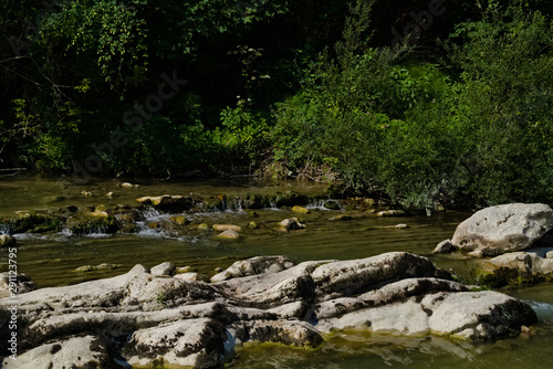 Ruscello di montagna a Piobbico nelle Marche © Luciano Pierantoni