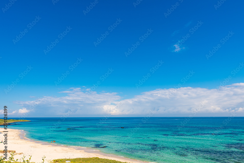 夏の角島大浜海水浴場（山口県）