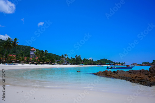 Fototapeta Naklejka Na Ścianę i Meble -  Landscape of beautiful tropical beach at Redang island, Malaysia