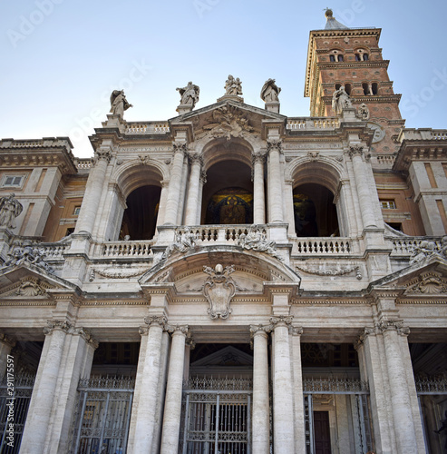 Iglesia de Santa Maria la Mayor, en Roma Italia photo