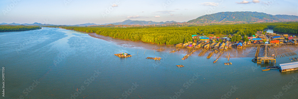 Fototapeta premium Banglarm canal is a large canal passing through Bansamchong fishing village