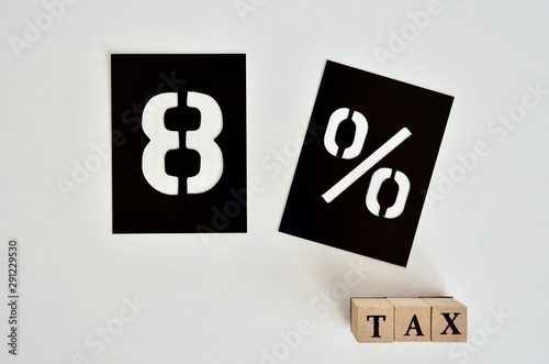 8%