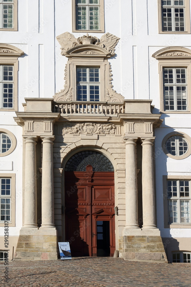 Säulen am Eingang von Schloss Gottorf