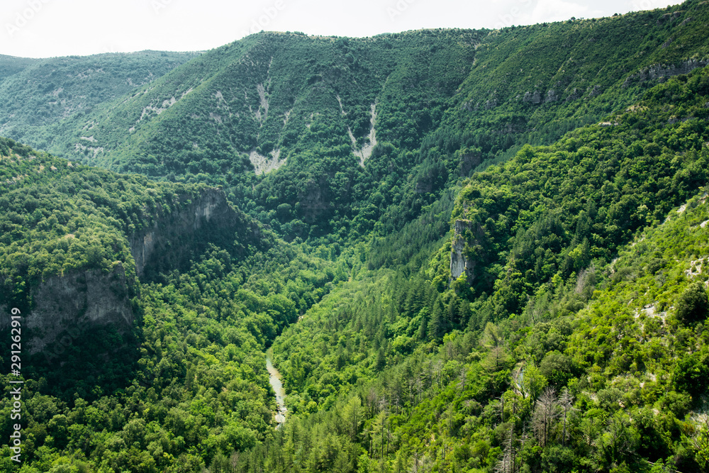 The green canyon of the Vis River