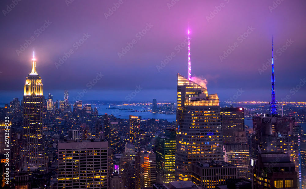 Obraz premium Newyork city at night, New York, United Staes of America