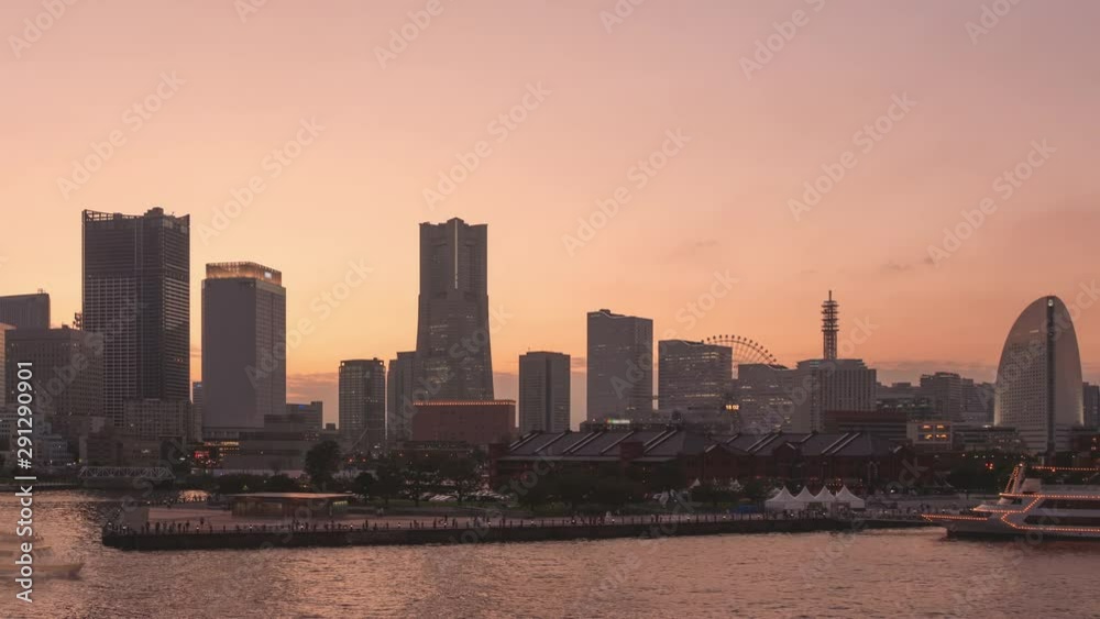 タイムラプス - 日本の横浜の夜景 みなとみらい FIX