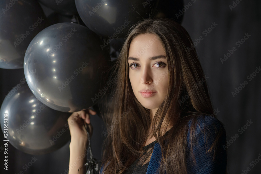 Naklejka premium Portrait of a young lovely woman.