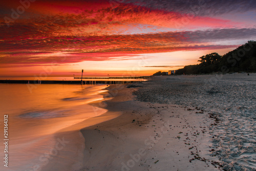 Fototapete Sunset at Baltic See in Kolobrzeg (Poland)