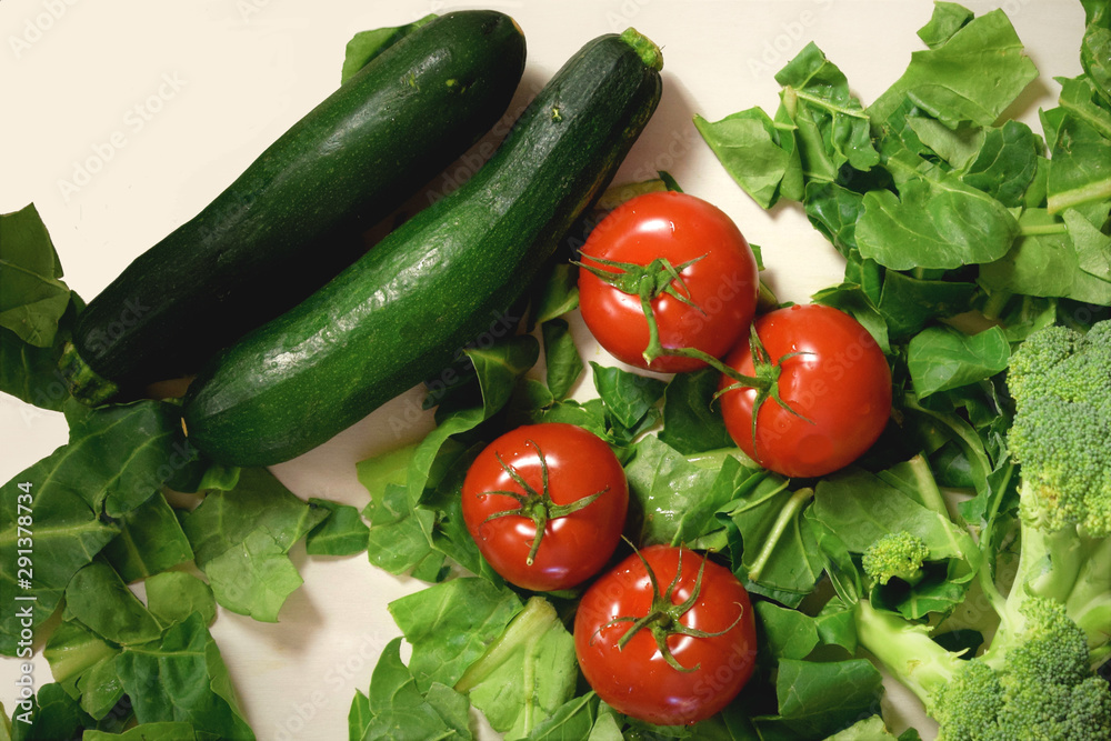 Vegetales variados, vitaminas y saludables